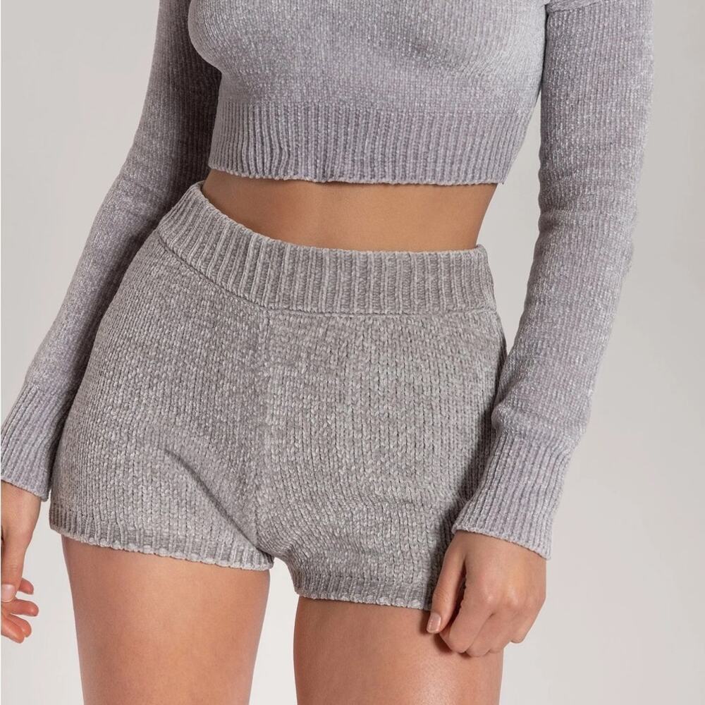 Meshki Carmella Chenille Grey Shorts Size XS